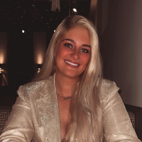 Kelsey, Babysitter in Papendrecht