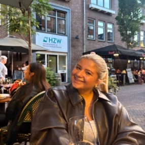 Sanne, Oppas in Veenendaal
