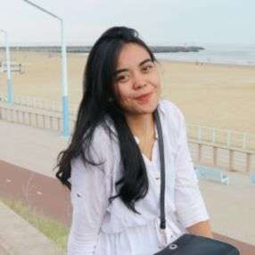 Melsiana, Babysitter in Hoogvliet Rotterdam