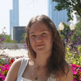 Britt, Oppas in Haaksbergen
