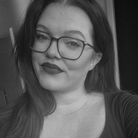 Melody, Babysitter in Wijchen