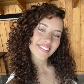 Naomi, Babysitter in Zuidlaren