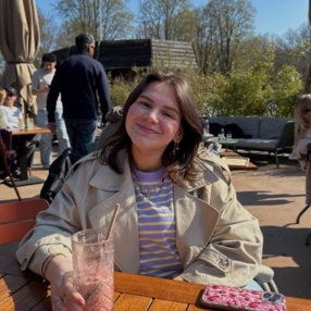 Romy, Babysitter in Montfoort