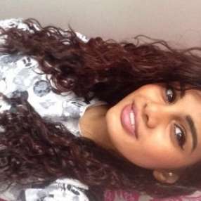 Lina , Babysitter in Barendrecht