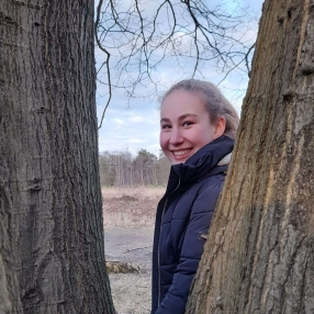 Thirza, Oppas in Aalsmeer