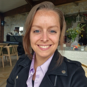 Corinne, Babysitter in Den Haag