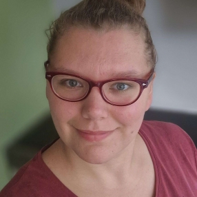Shana, Babysitter in Veghel