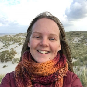 Hanneke, Babysitter in Leiderdorp