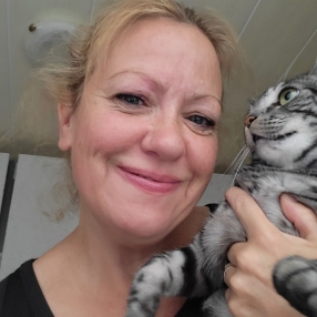 Adriana, Babysitter in Kaatsheuvel