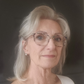 Jeanet, Babysitter in Heemstede