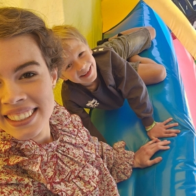 Janelle, Oppas in Bodegraven