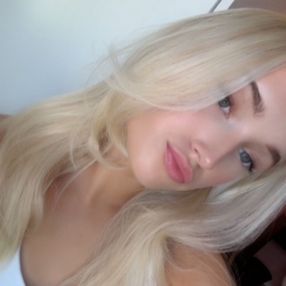 Sam-julie, Babysitter in Hoogeveen