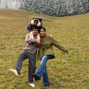 Gayathri, Gezin in Diemen