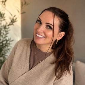 Hannah, Babysitter in Voorhout