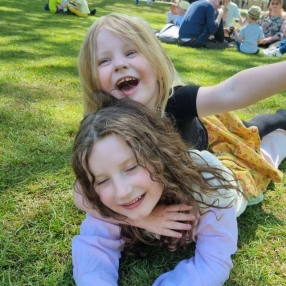 Lyze, Family in Arnhem