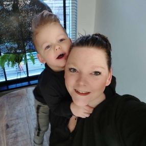 Sandra, Gezin in Beesd