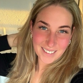 Sanne, Oppas in Roermond