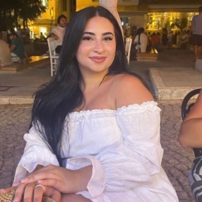 Rabia, Babysitter in Amersfoort