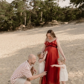 Paula, Gezin in Roosendaal