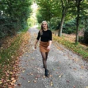 Diede, Oppas in Oldenzaal
