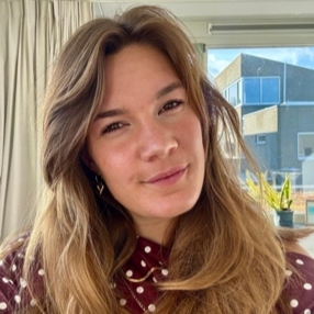 Daphne, Babysitter in Vinkeveen