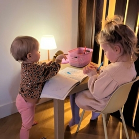 Joice, Gezin in Made