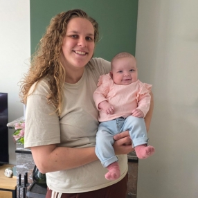 Sanne, Babysitter in Sliedrecht