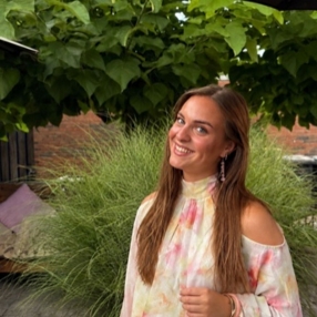 Sanne, Babysitter in Emmen