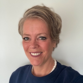 Eveline, Oppas in Berkel-Enschot