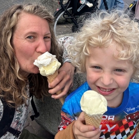 Sanne, Gezin in Hilversum