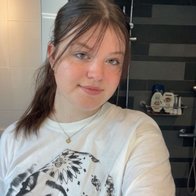 Silke, Babysitter in Steenwijk