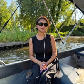 Nelli, Babysitter in Wijchen