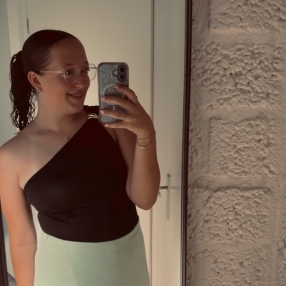Brittany, Babysitter in Oud Gastel