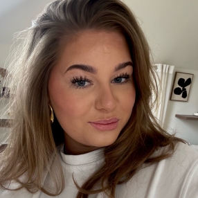 Sietske, Babysitter in Nieuwleusen