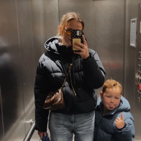 Sterre, Babysitter in Zwolle