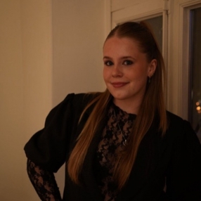 Lieke, Oppas in Moergestel