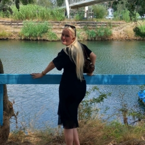 Eline, Oppas in Doesburg