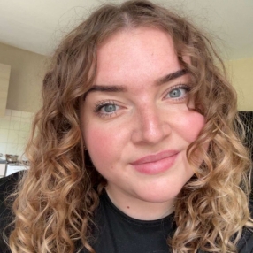 Carey, Babysitter in Marknesse