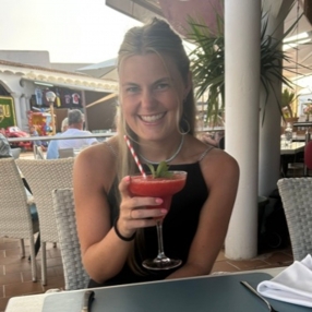 Hilde , Babysitter in Drachten