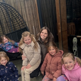 Thirza, Babysitter in Bruinisse