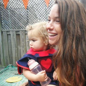 Laurine Maria, Oppas in Amsterdam