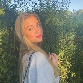Annemijn, Oppas in Hollandsche Rading