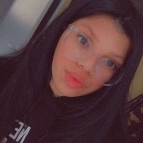 Gaby, Babysitter in Huizen