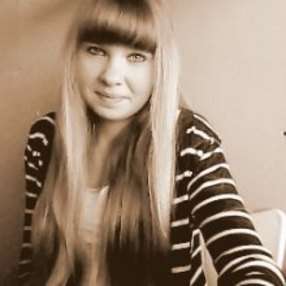 Eline, Babysitter in Rijnsburg