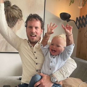Bart, Gezin in Elst
