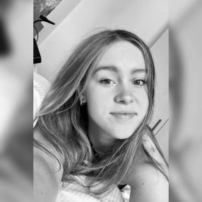 Renske, Babysitter in Zelhem
