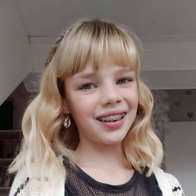 Elena, Oppas in Nijkerk