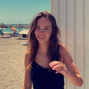 Kayleigh, Oppas in Bergschenhoek