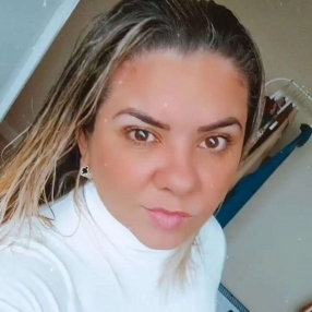 Cintia, Babysitter in Den Haag
