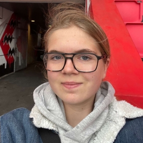 Fleur, Babysitter in Baarle-Nassau